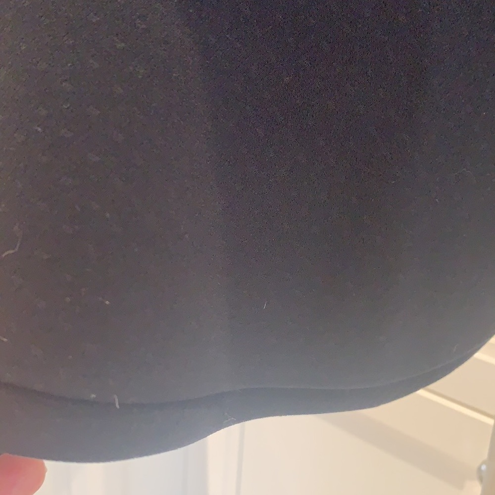 Tahari blazer - Picture 6 of 8